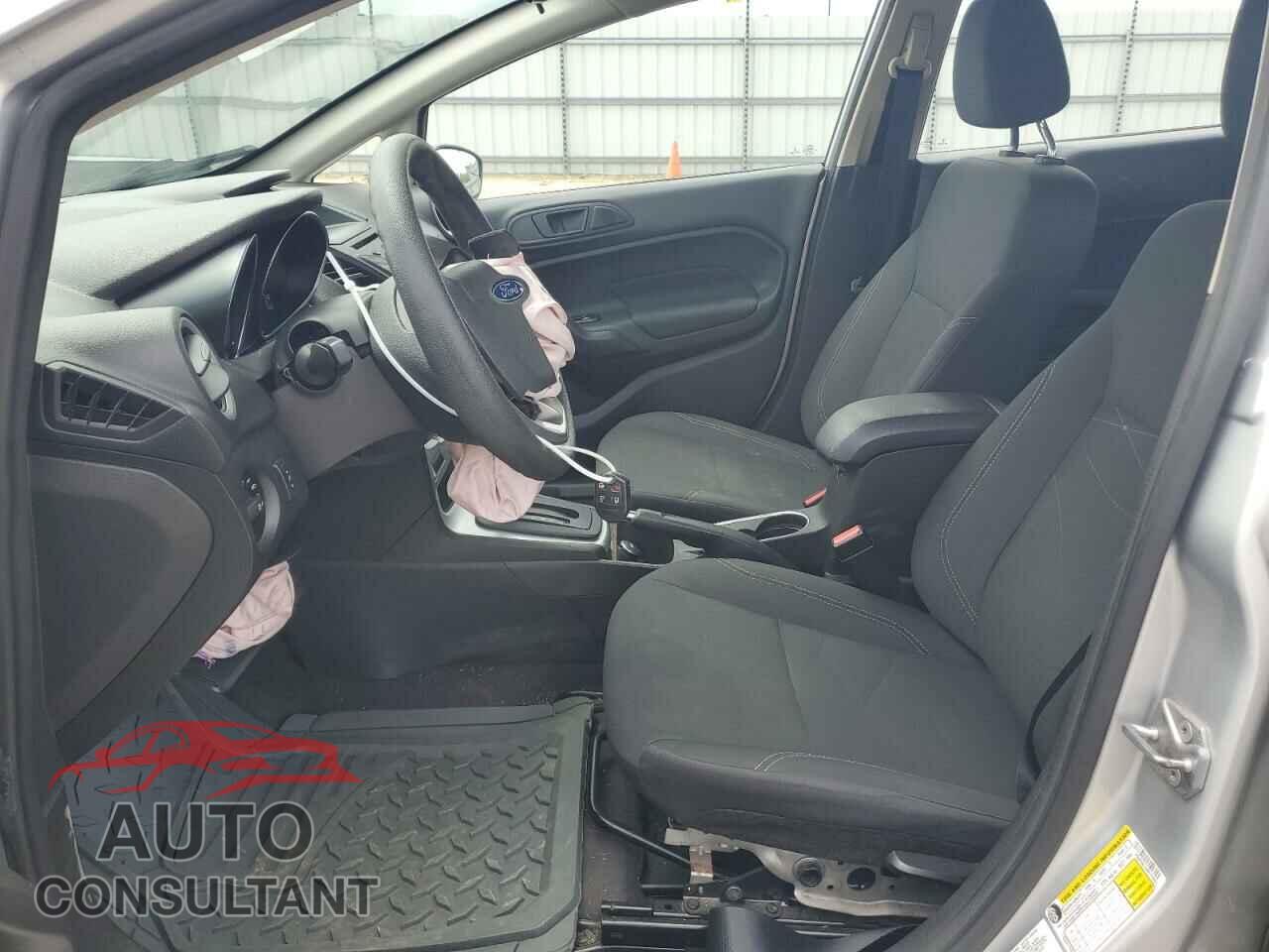 FORD FIESTA 2017 - 3FADP4EJ1HM170954