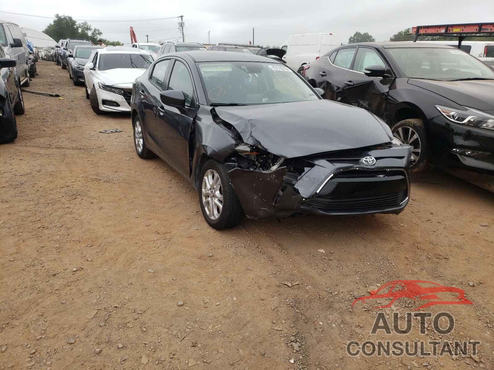 TOYOTA YARIS 2018 - 3MYDLBYV3JY324928