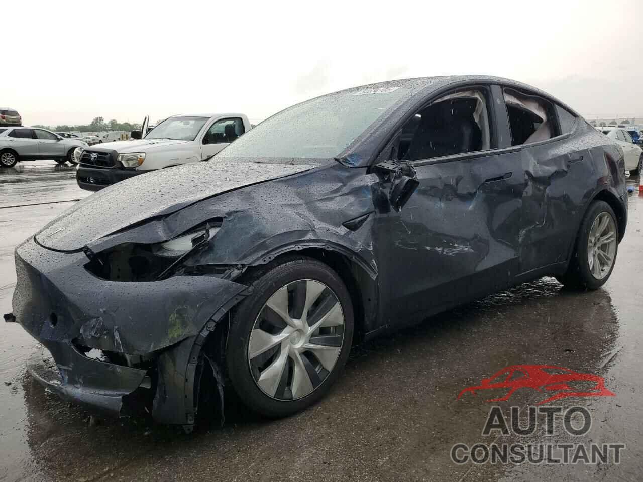 TESLA MODEL Y 2024 - 7SAYGDEE4RF060469