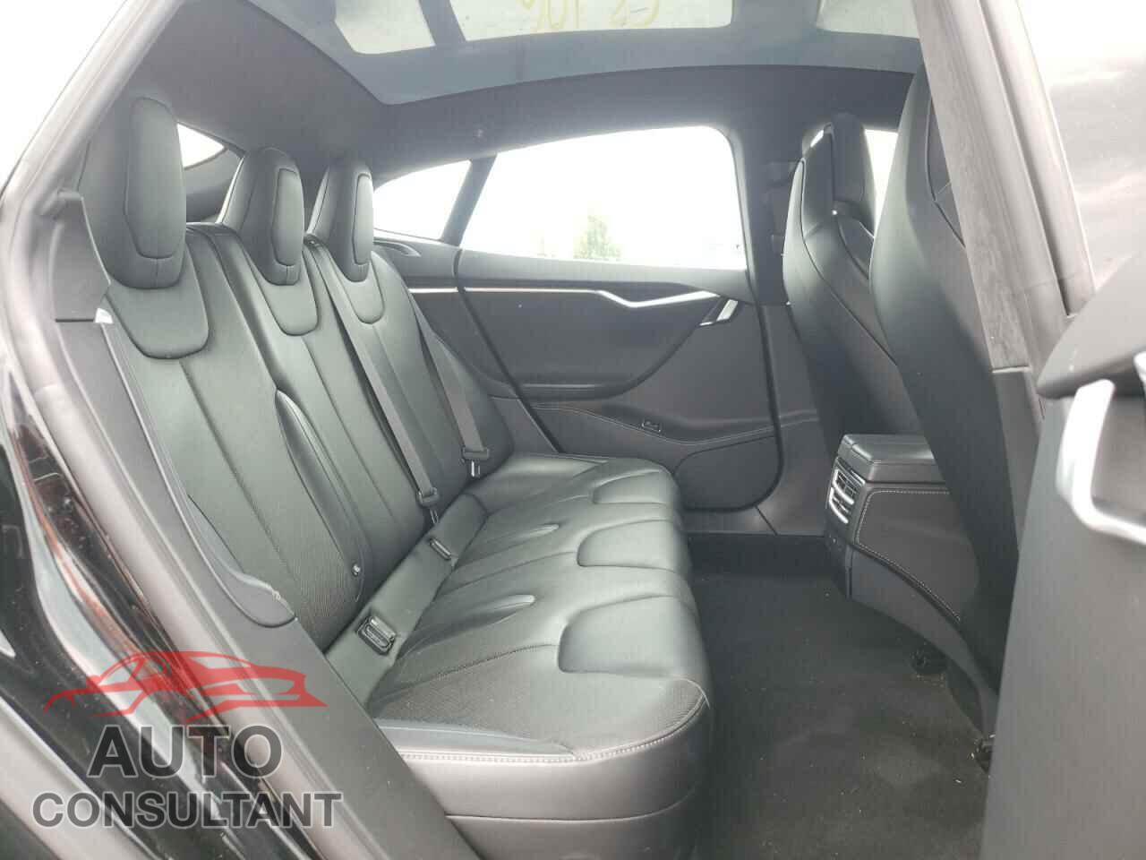 TESLA MODEL S 2017 - 5YJSA1E2XHF183880