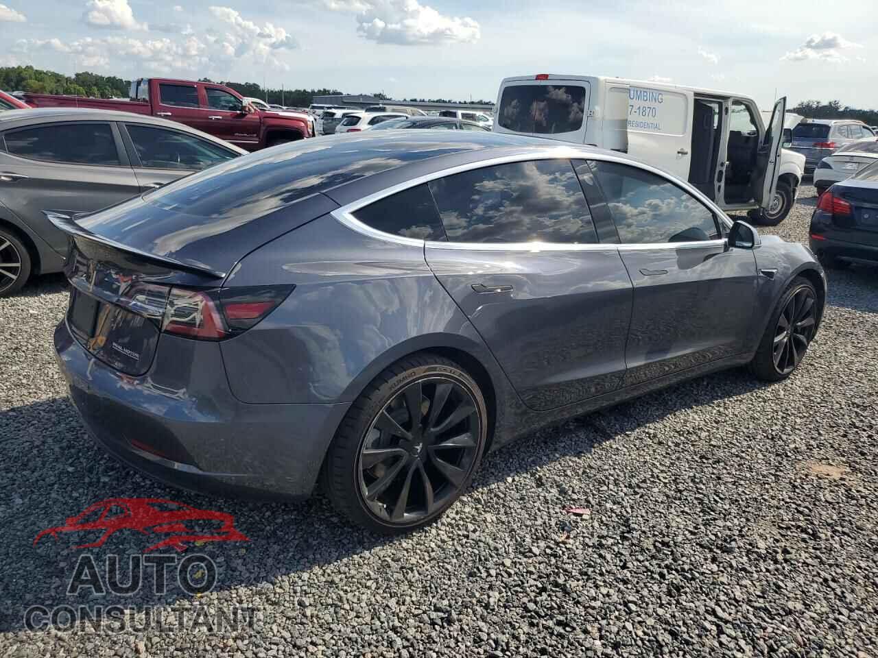 TESLA MODEL 3 2019 - 5YJ3E1EB4KF529972