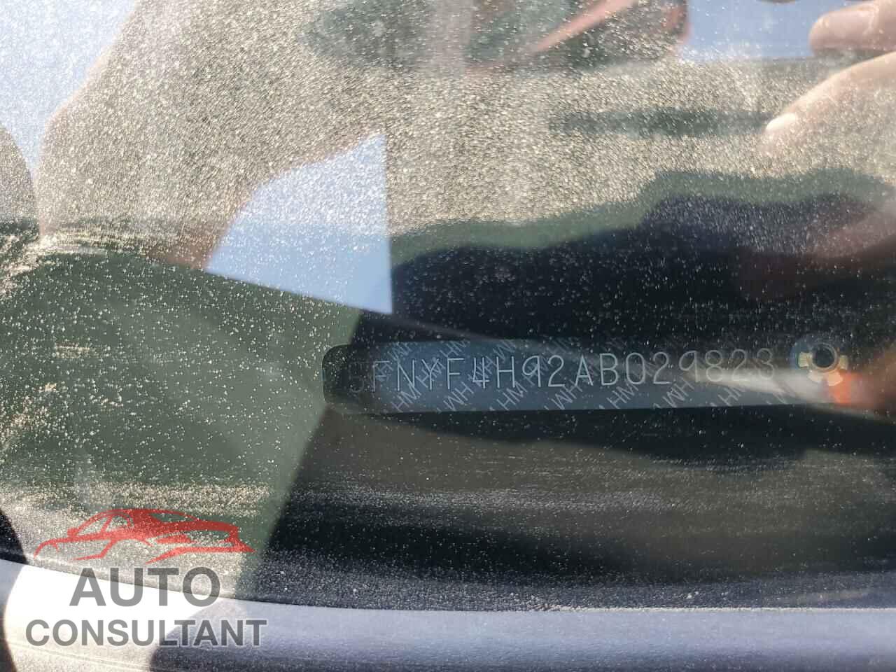 HONDA PILOT 2010 - 5FNYF4H92AB029823