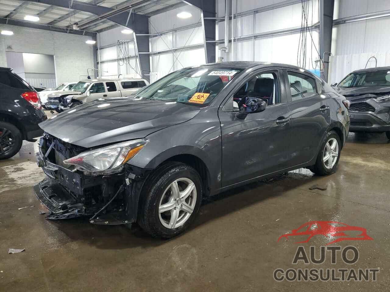 TOYOTA YARIS 2017 - 3MYDLBYVXHY150012