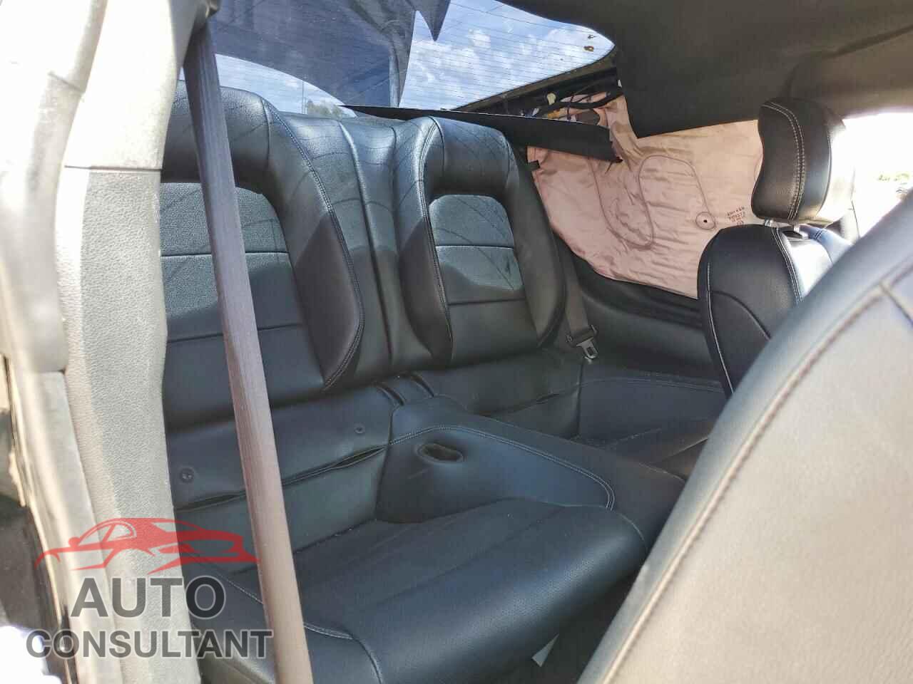 FORD MUSTANG 2015 - 1FA6P8CF3F5423242