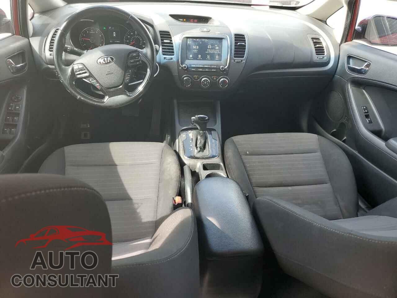 KIA FORTE 2017 - 3KPFL4A78HE109524