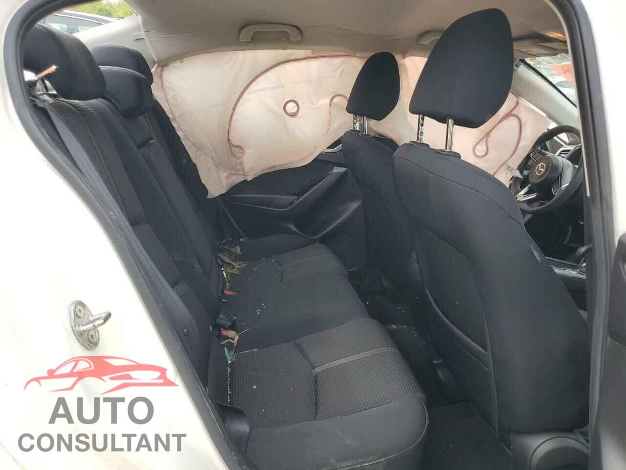 MAZDA 3 2017 - 3MZBN1U71HM120693