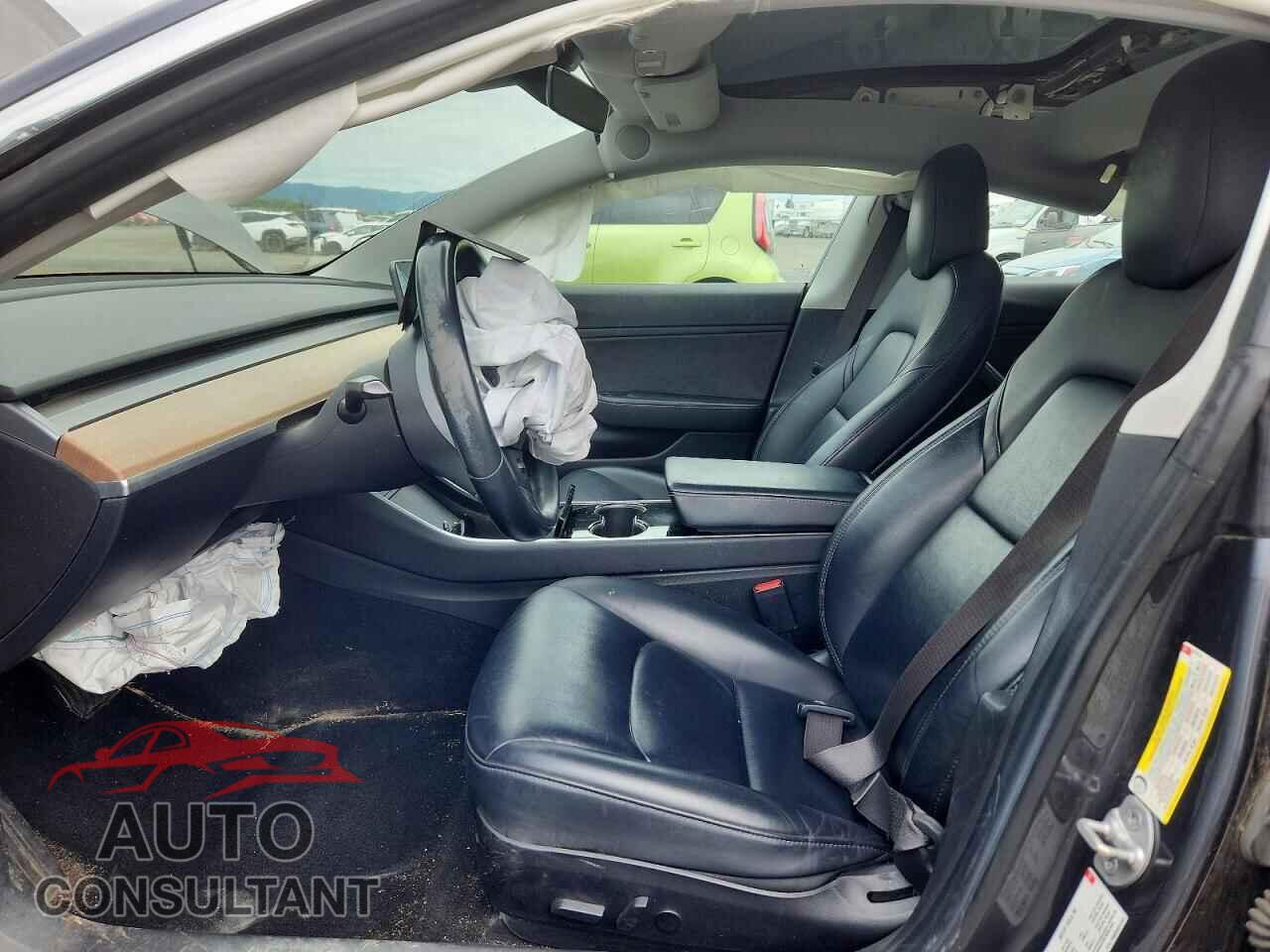 TESLA MODEL 3 2018 - 5YJ3E1EA2JF048169