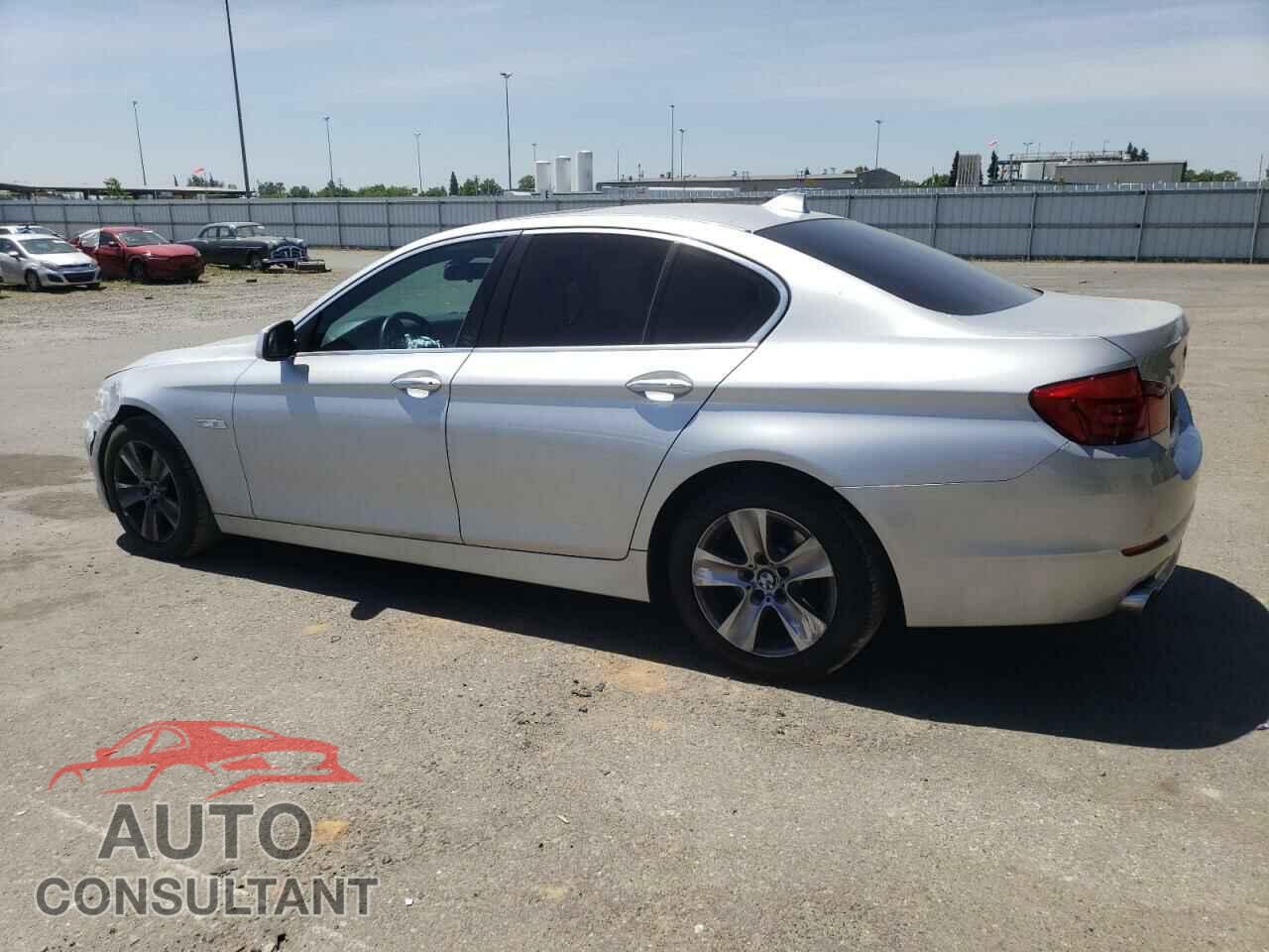BMW 5 SERIES 2013 - WBAXG5C54DDY37473