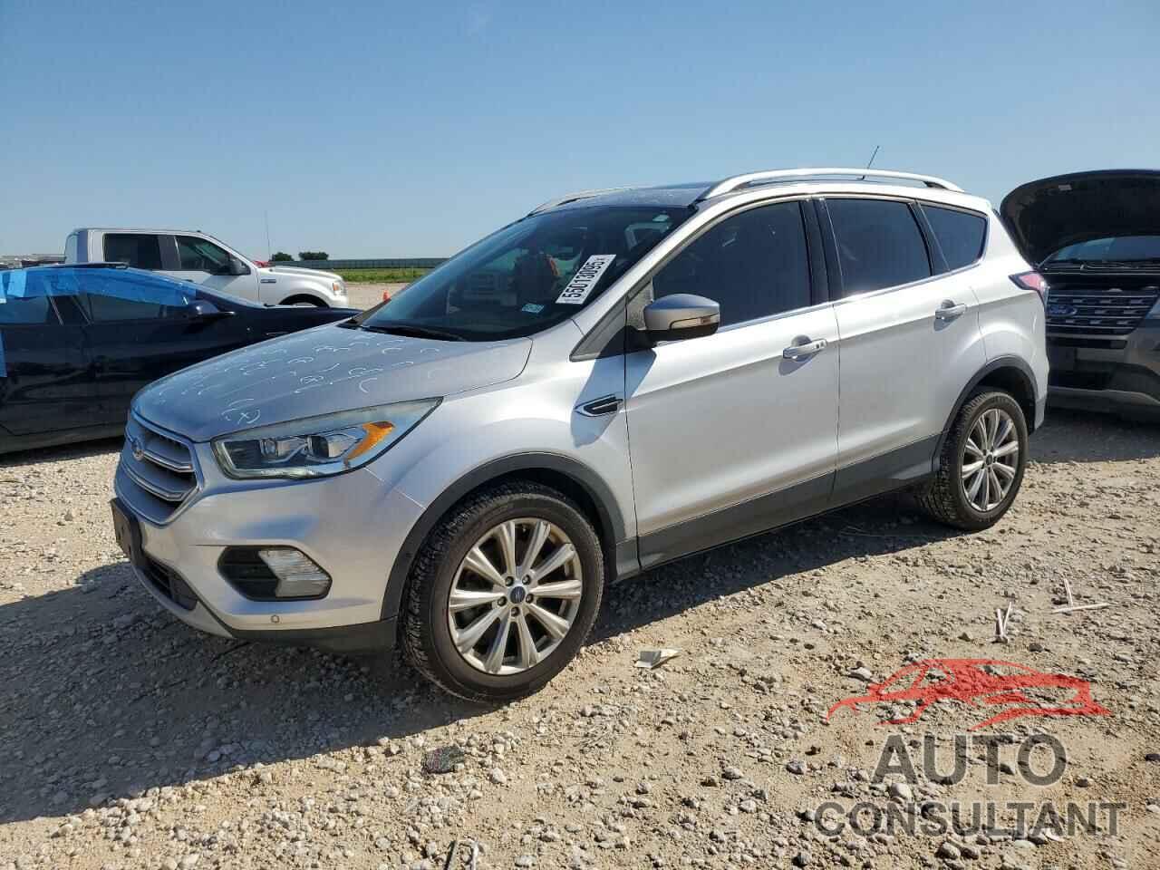 FORD ESCAPE 2018 - 1FMCU9J94JUB52470