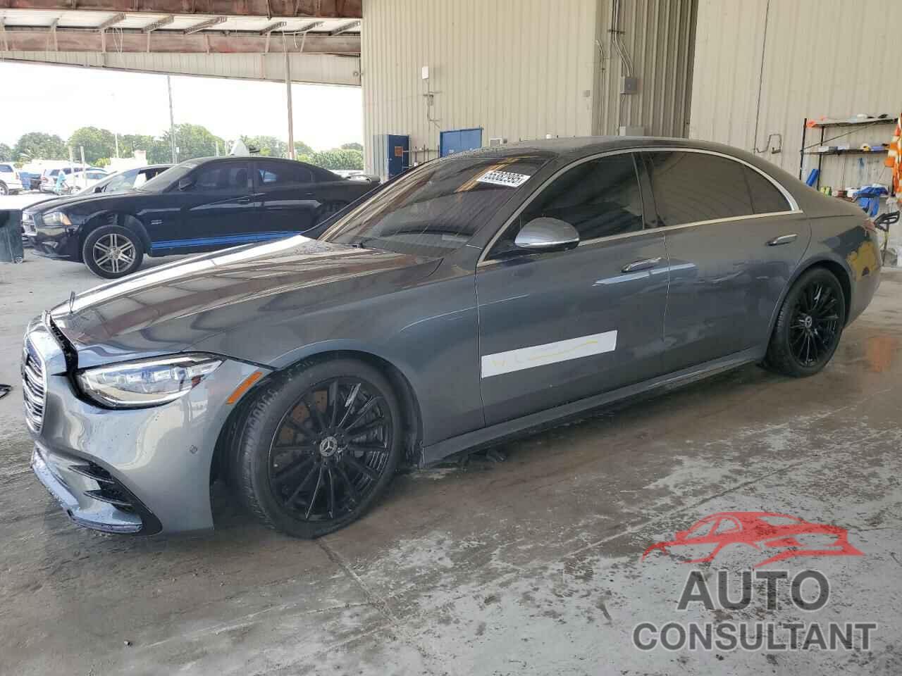 MERCEDES-BENZ S-CLASS 2022 - W1K6G7GB1NA104364