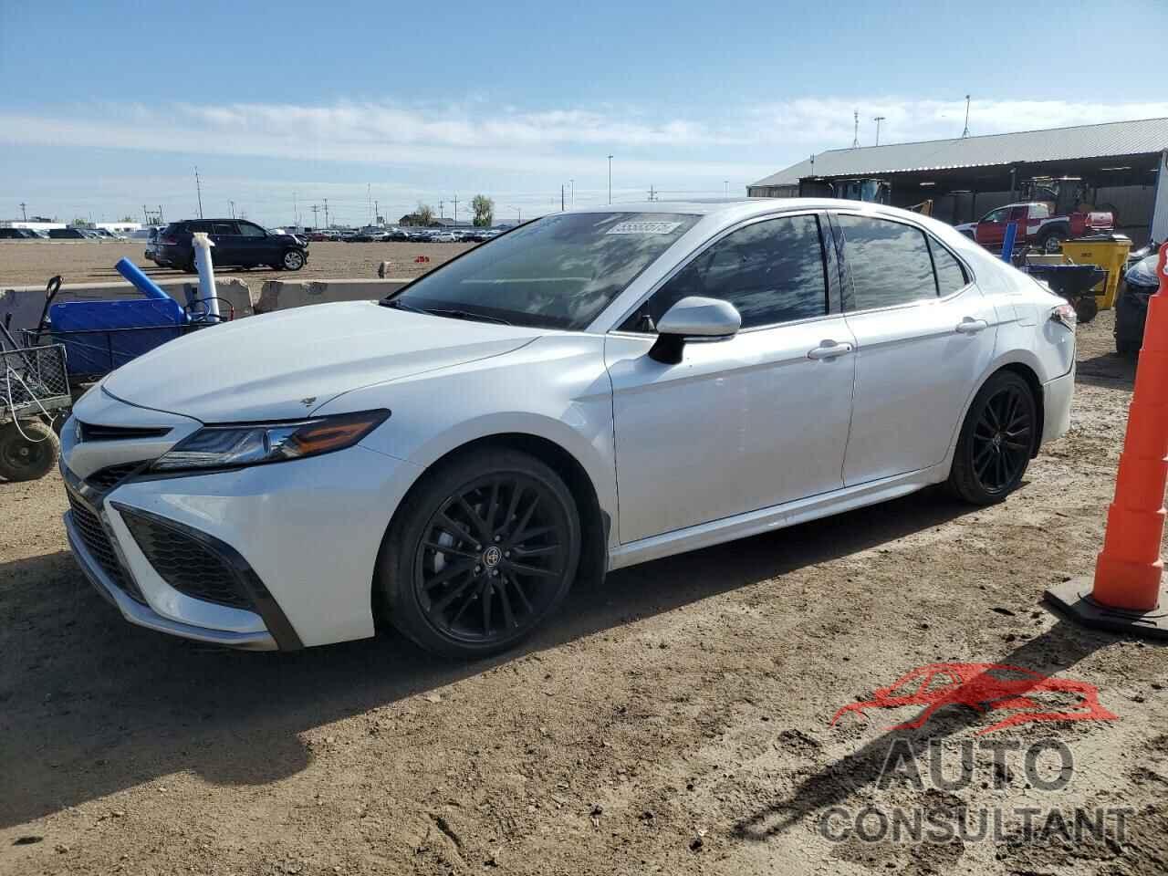 TOYOTA CAMRY 2022 - 4T1K31AK7NU595351