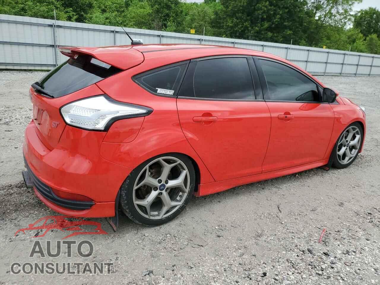 FORD FOCUS 2015 - 1FADP3L99FL336736