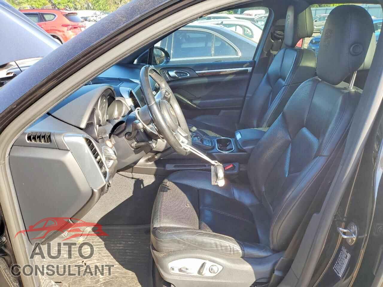 PORSCHE CAYENNE 2016 - WP1AA2A24GLA04508