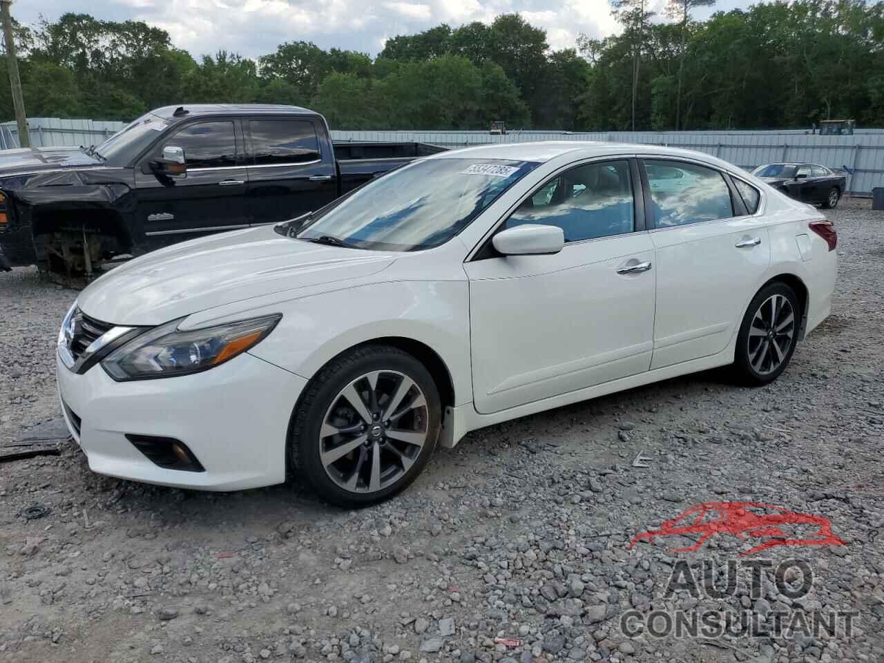 NISSAN ALTIMA 2017 - 1N4AL3AP5HC118845