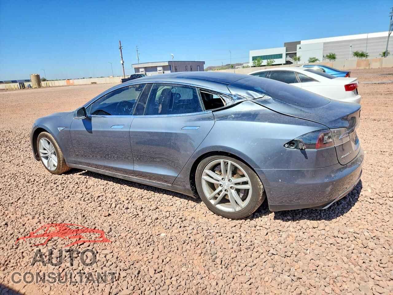 TESLA MODEL S 2014 - 5YJSA1H11EFP30694