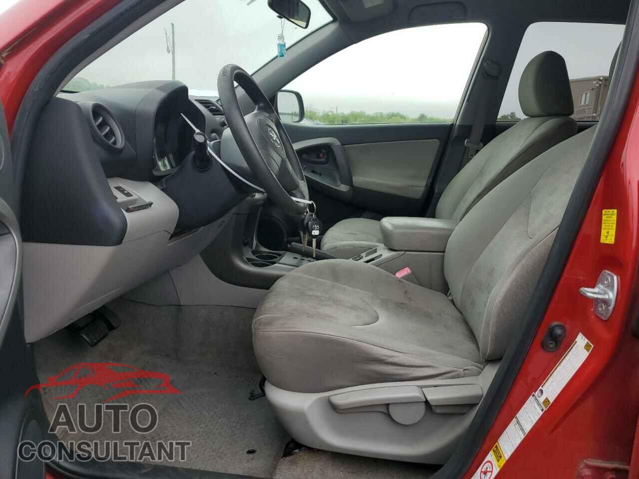 TOYOTA RAV4 2009 - JTMBK35VX95081663