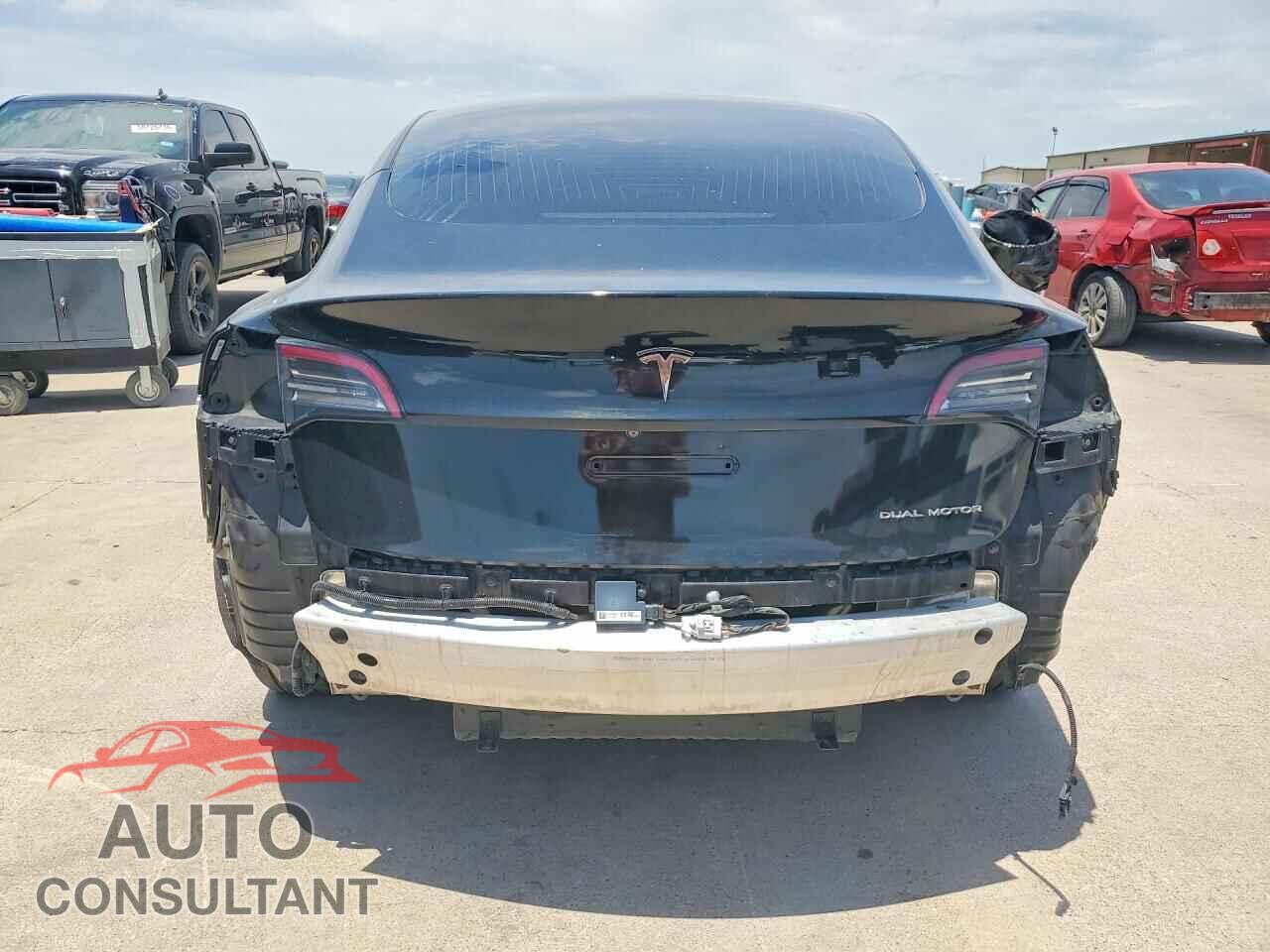 TESLA MODEL 3 2019 - 5YJ3E1EB7KF388816
