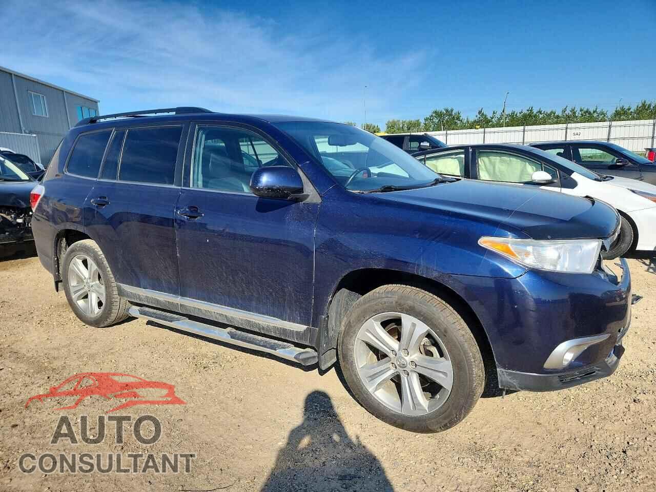 TOYOTA HIGHLANDER 2013 - 5TDBK3EH8DS230942