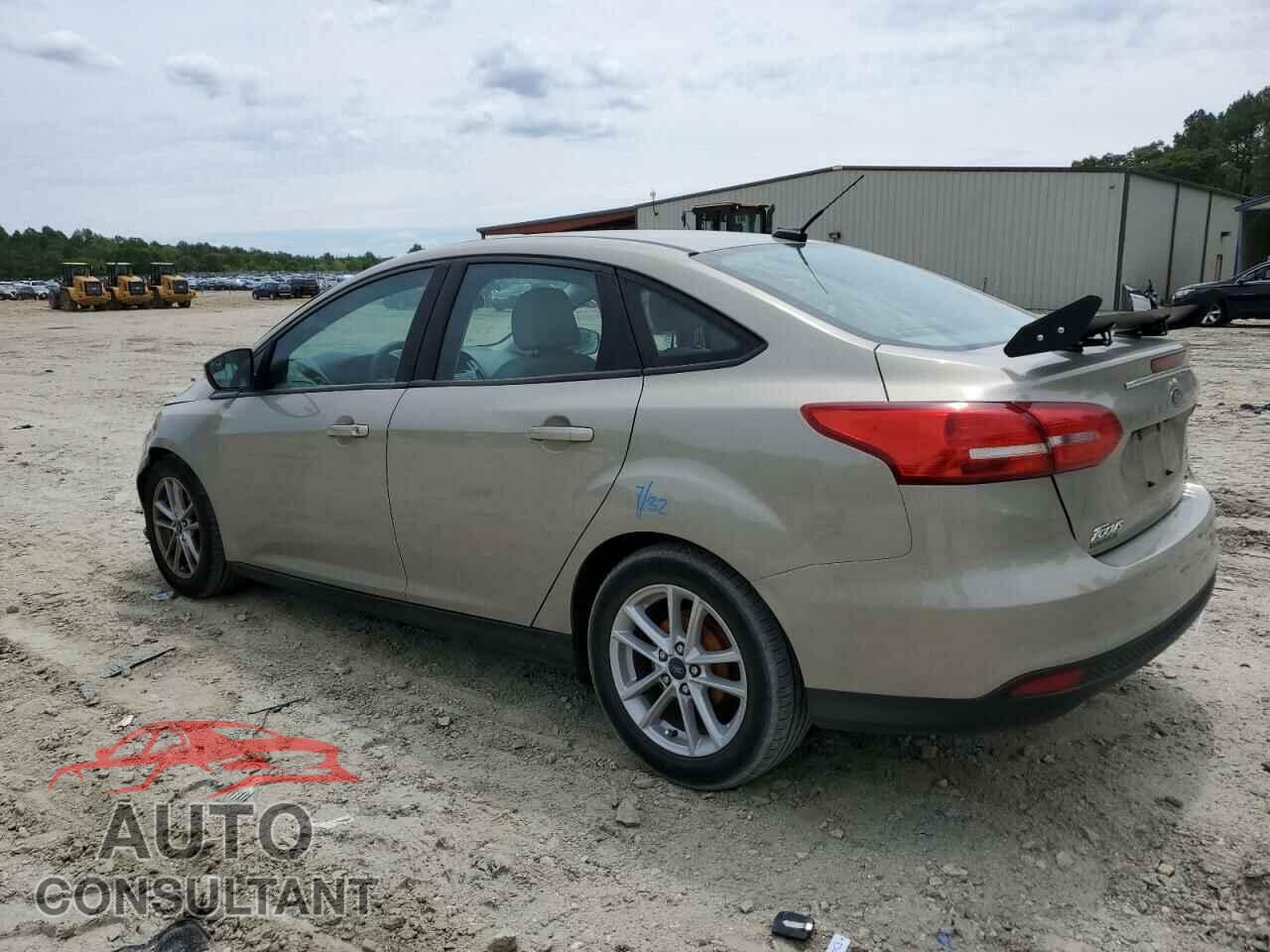 FORD FOCUS 2015 - 1FADP3F20FL227063