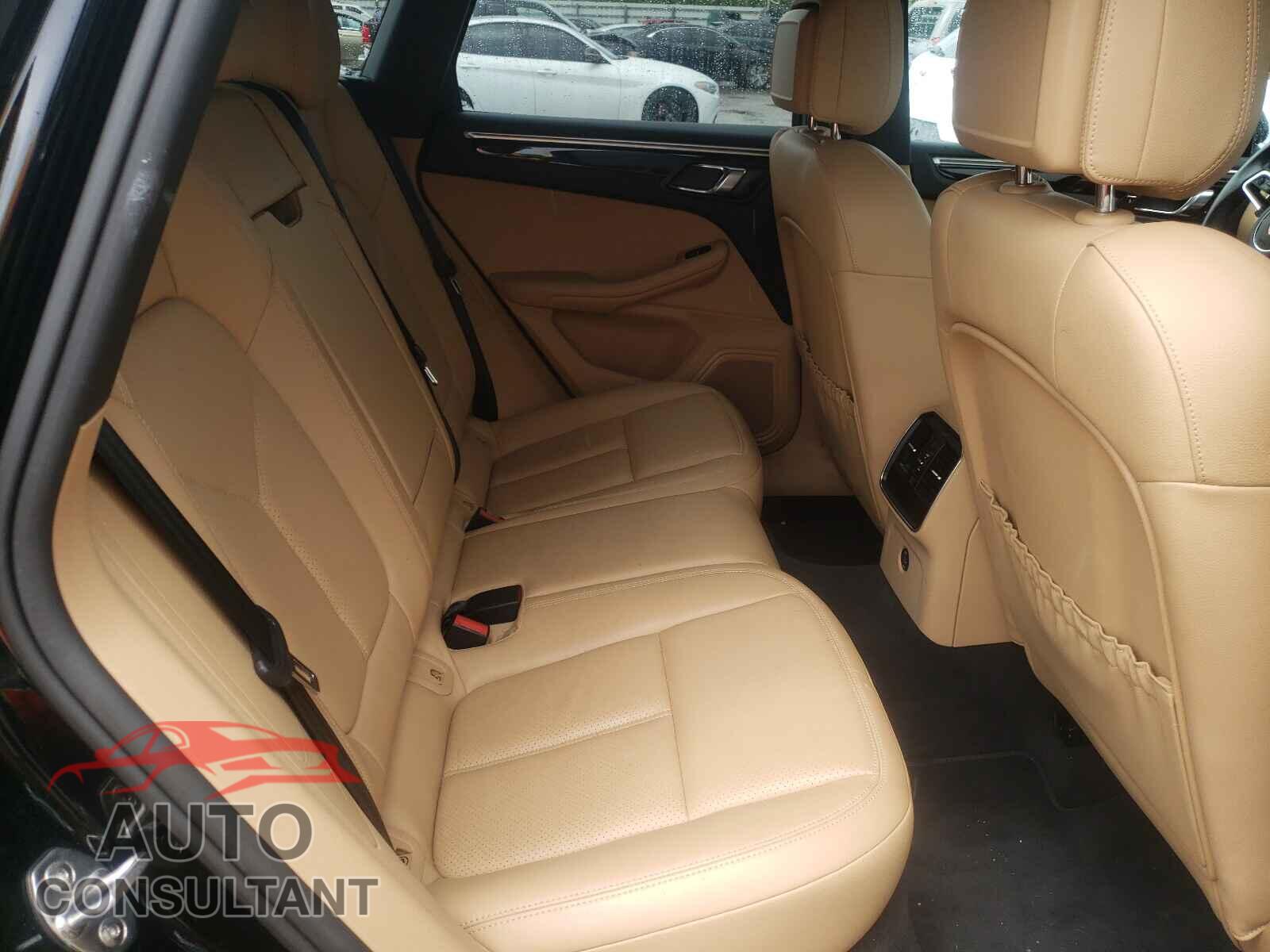 PORSCHE MACAN 2018 - WP1AA2A57JLB19525