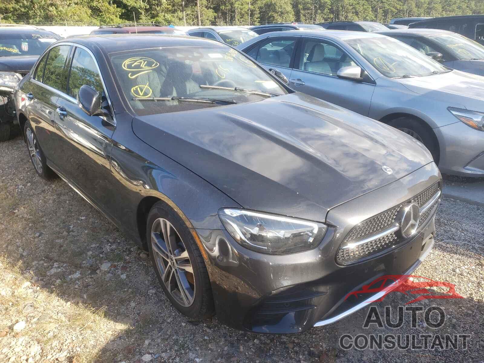 MERCEDES-BENZ E-CLASS 2021 - W1KZF8EB8MA981652