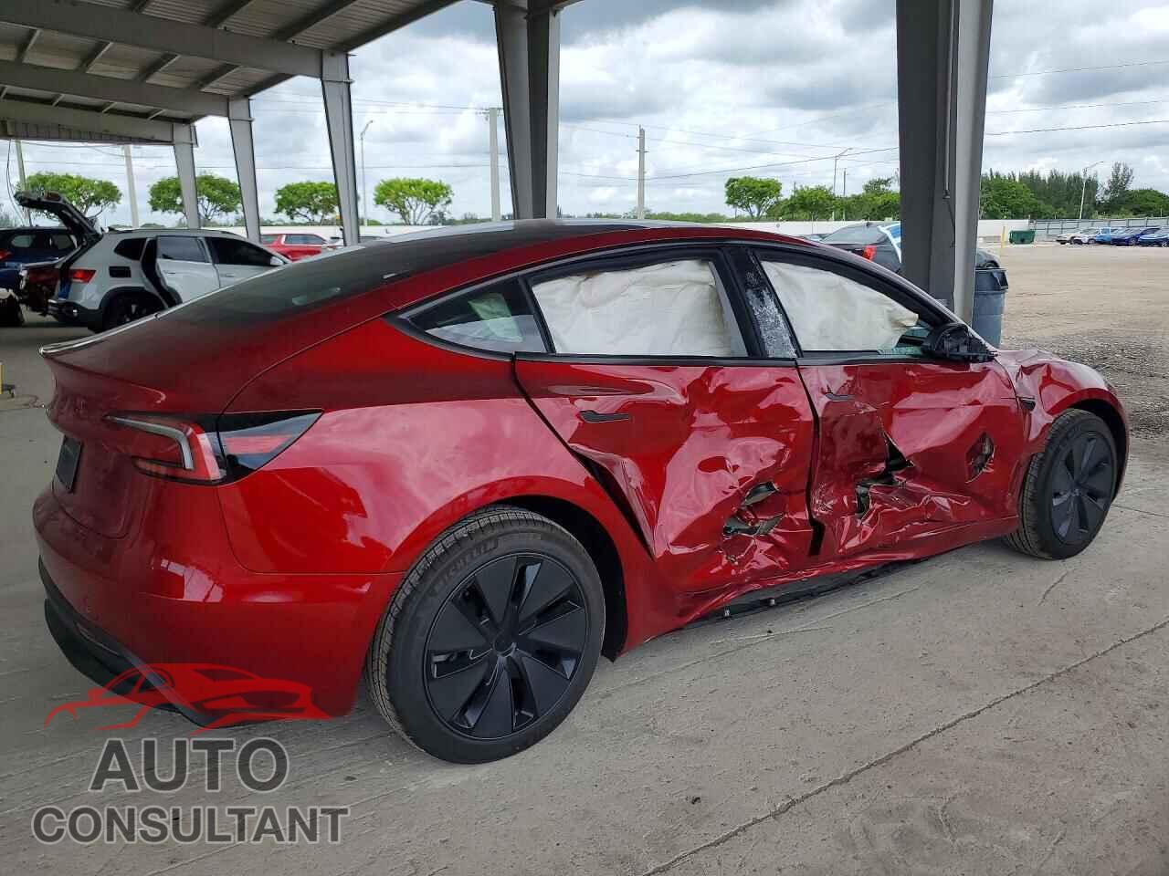 TESLA MODEL 3 2026 - 5YJ3E1EA1TF162392