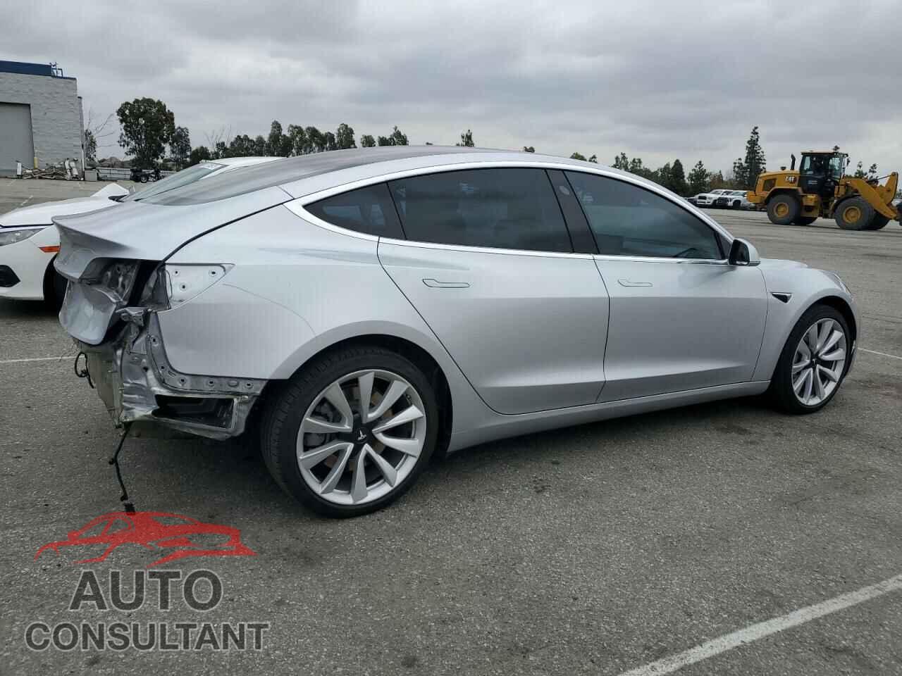 TESLA MODEL 3 2018 - 5YJ3E1EA4JF046746