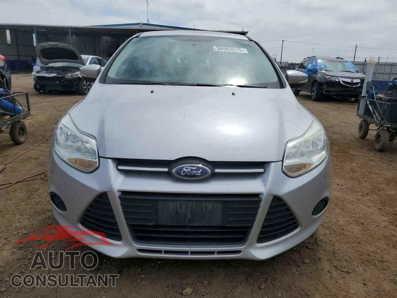 FORD FOCUS 2014 - 1FADP3K2XEL110319