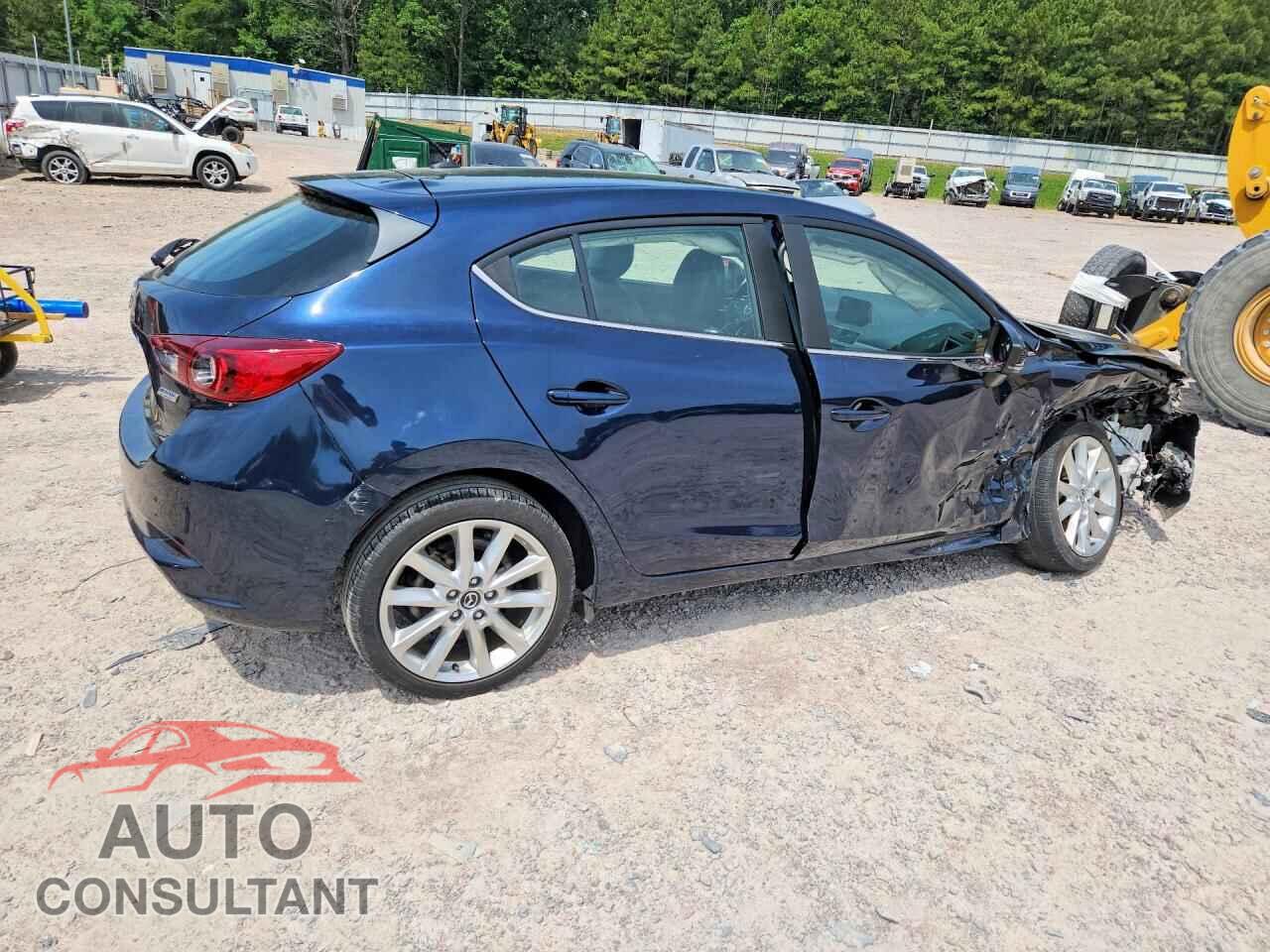 MAZDA 3 2017 - 3MZBN1L37HM145385