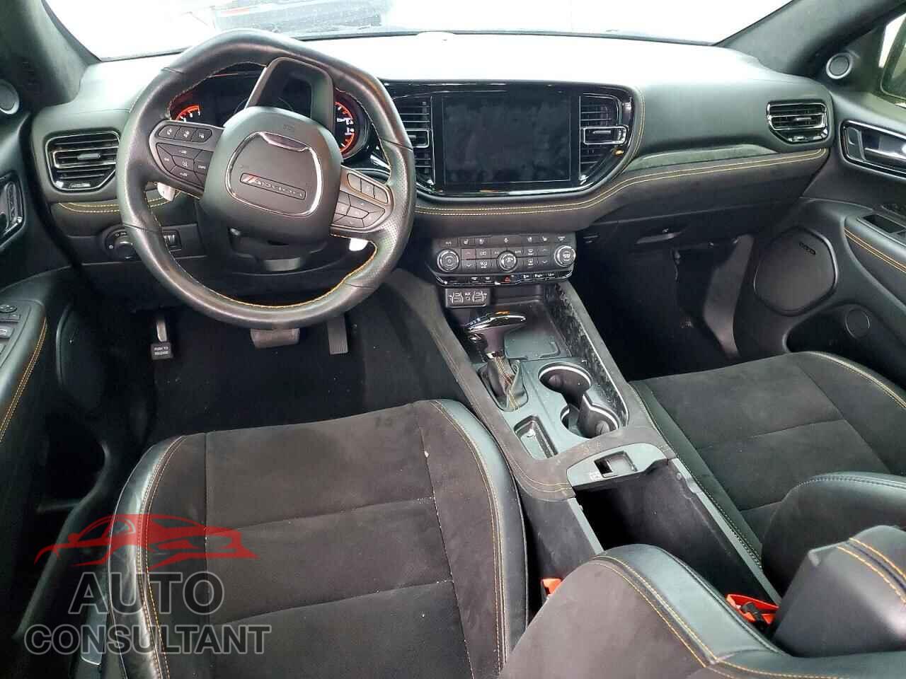 DODGE DURANGO 2023 - 1C4SDHCT9PC557676