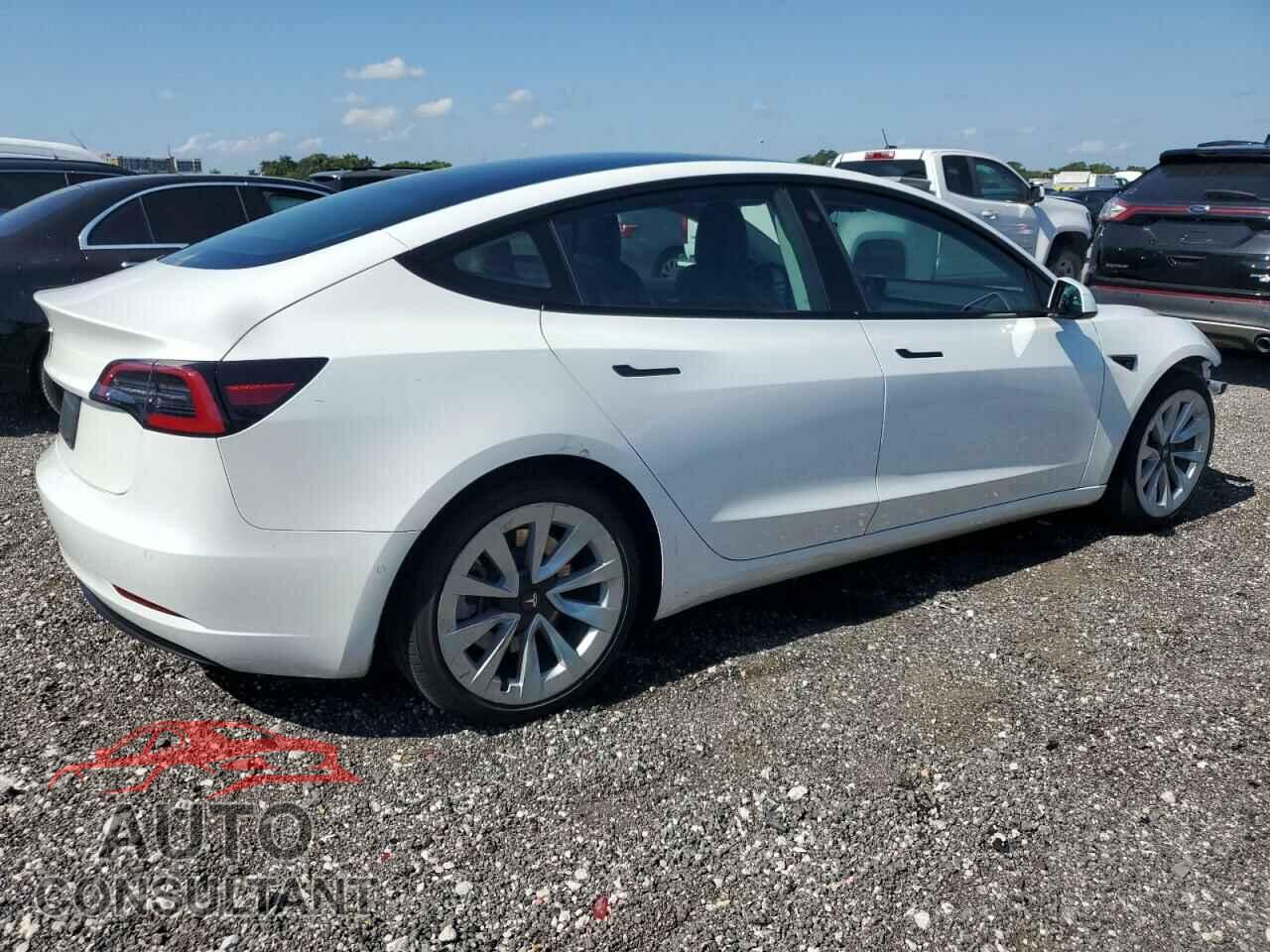TESLA MODEL 3 2022 - 5YJ3E1EAXNF290276