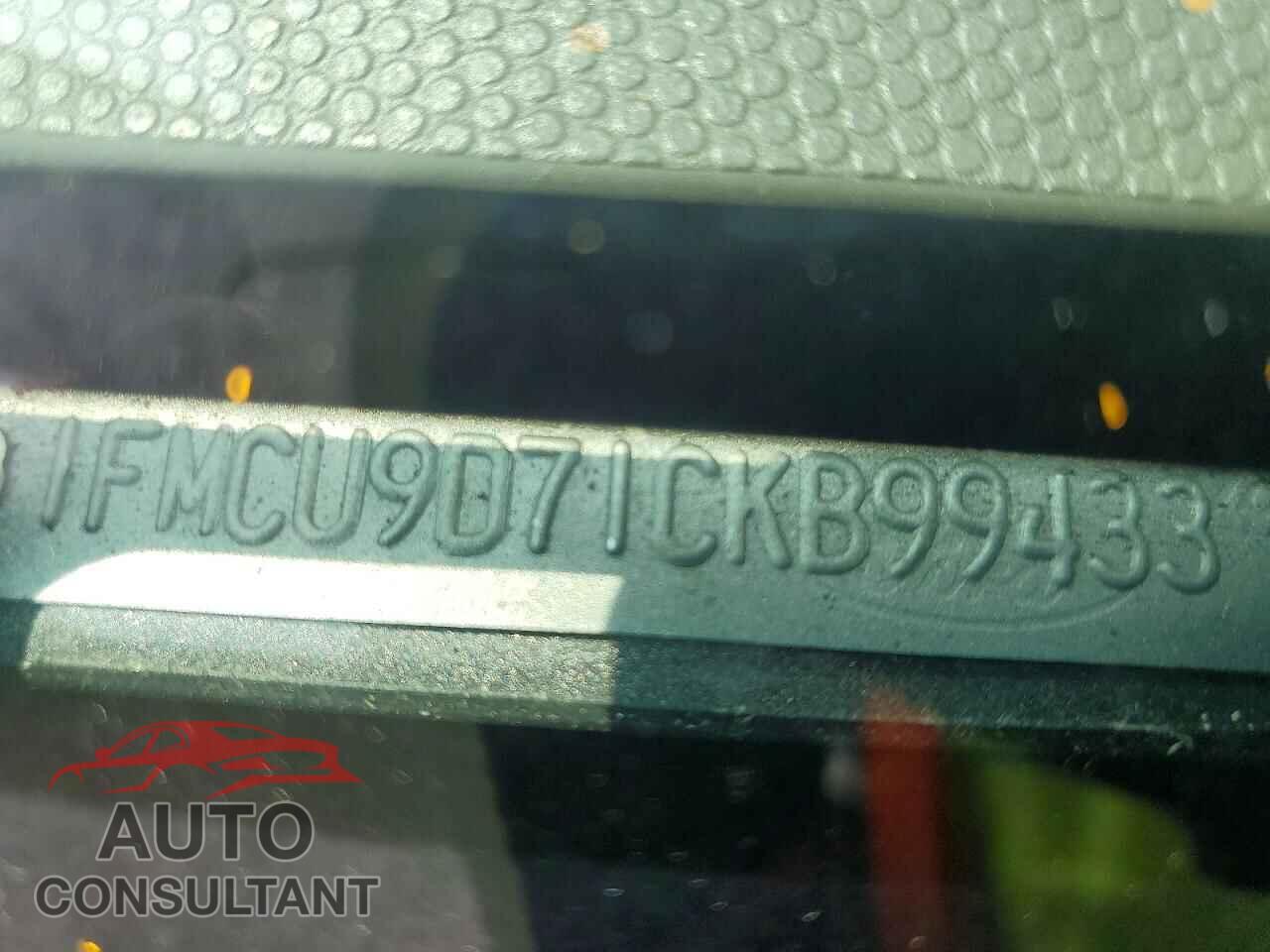 FORD ESCAPE 2012 - 1FMCU9D71CKB99433