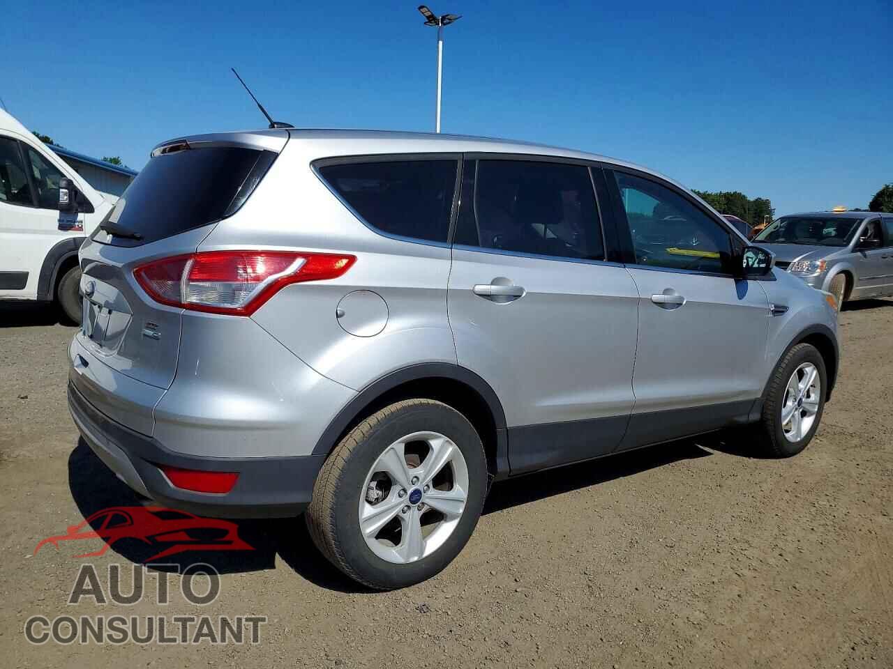 FORD ESCAPE 2015 - 1FMCU9GX4FUB35777