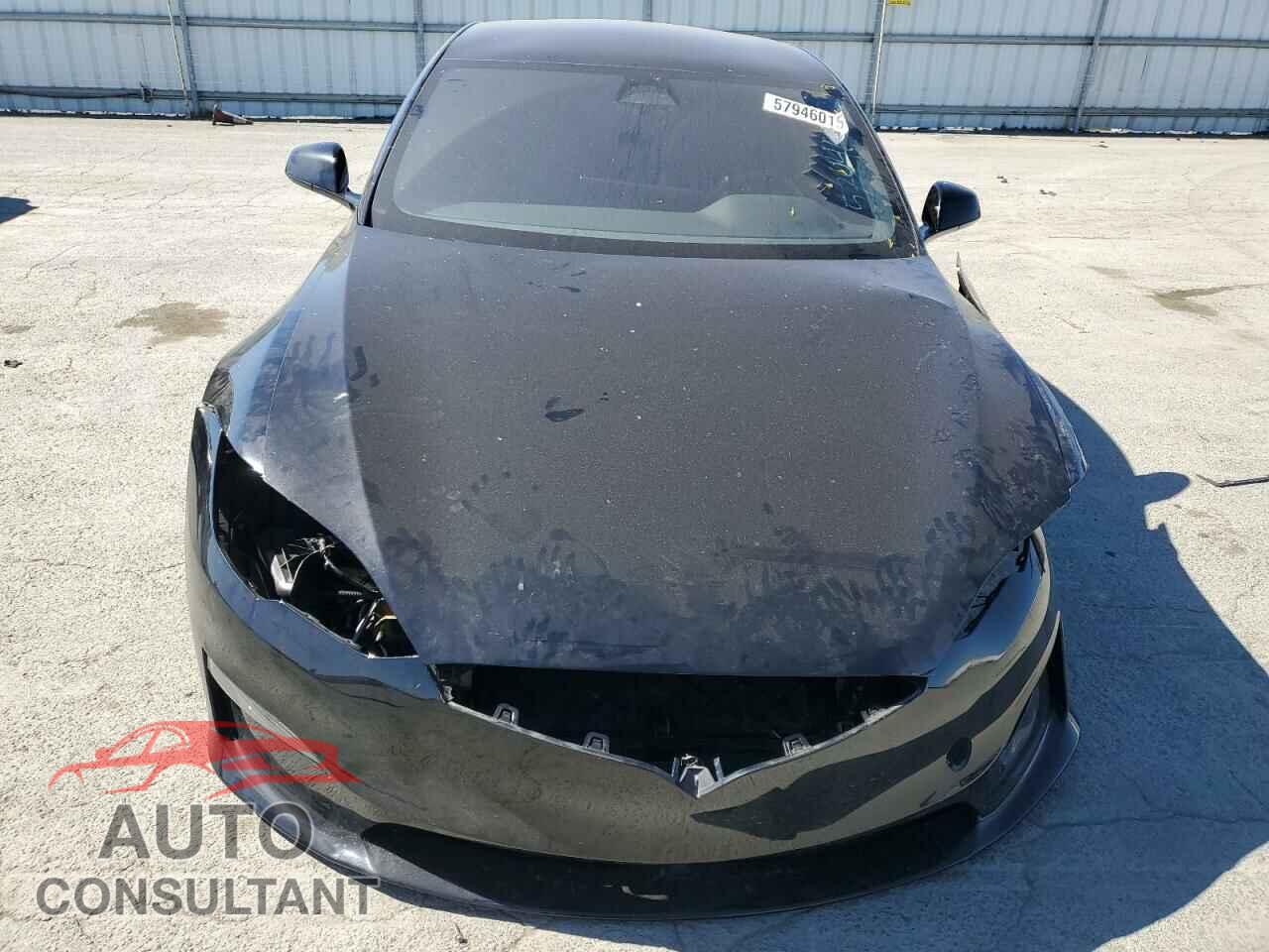 TESLA MODEL S 2023 - 5YJSA1E64PF524207