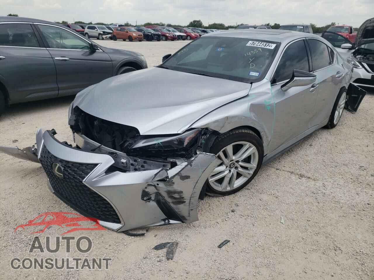 LEXUS IS 2021 - JTHCA1D24M5117325