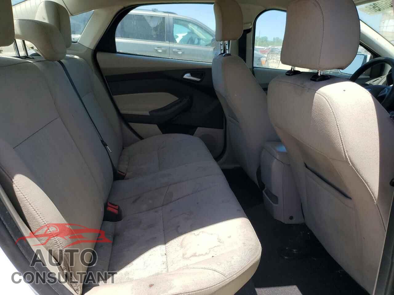FORD FOCUS 2016 - 1FADP3F23GL306793