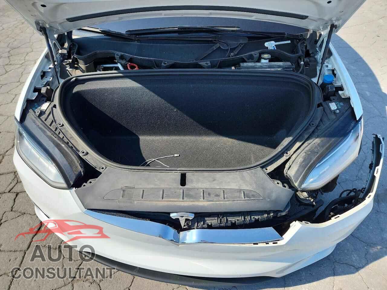 TESLA MODEL X 2017 - 5YJXCDE22HF045994