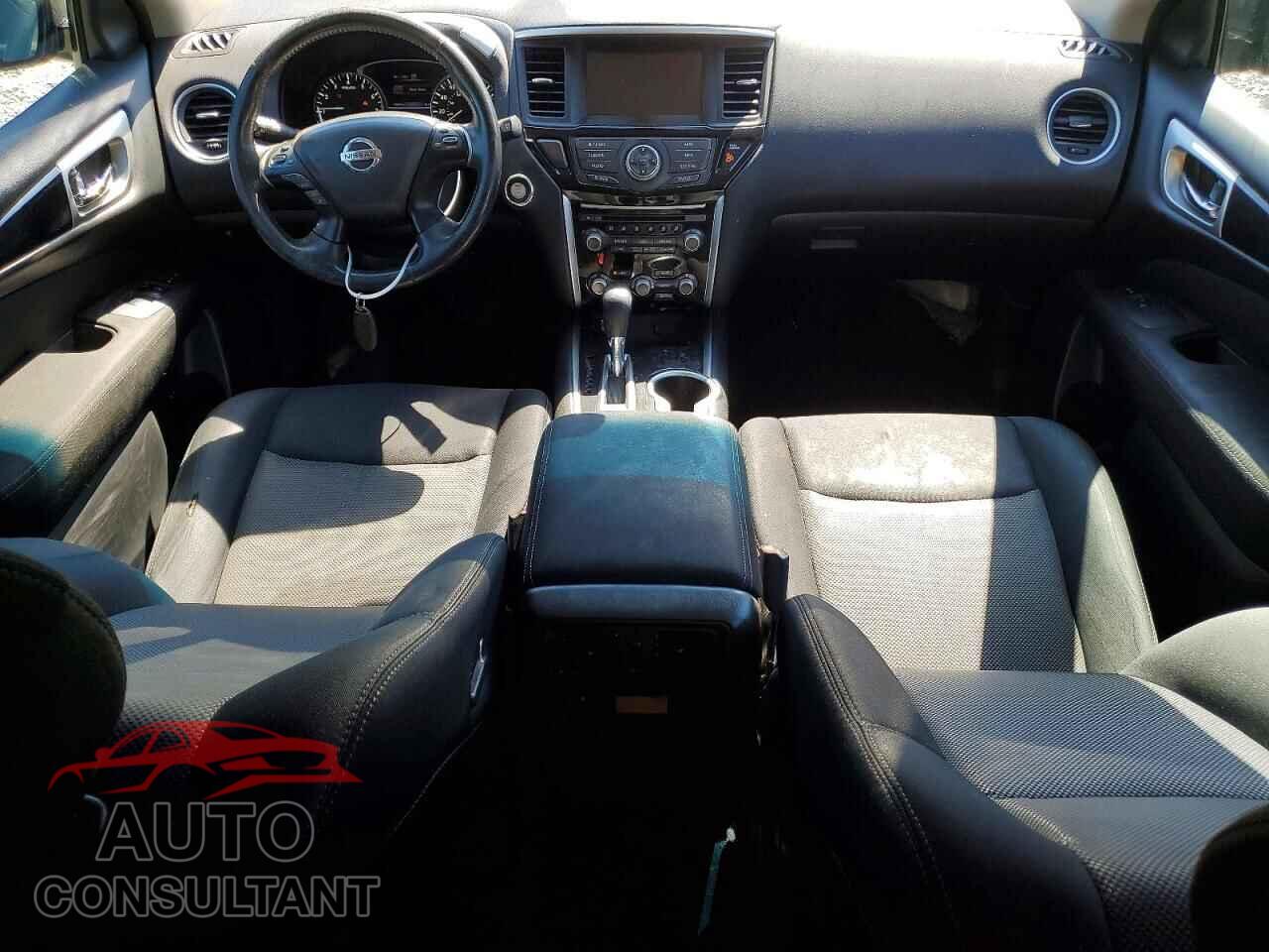 NISSAN PATHFINDER 2017 - 5N1DR2MM7HC656802