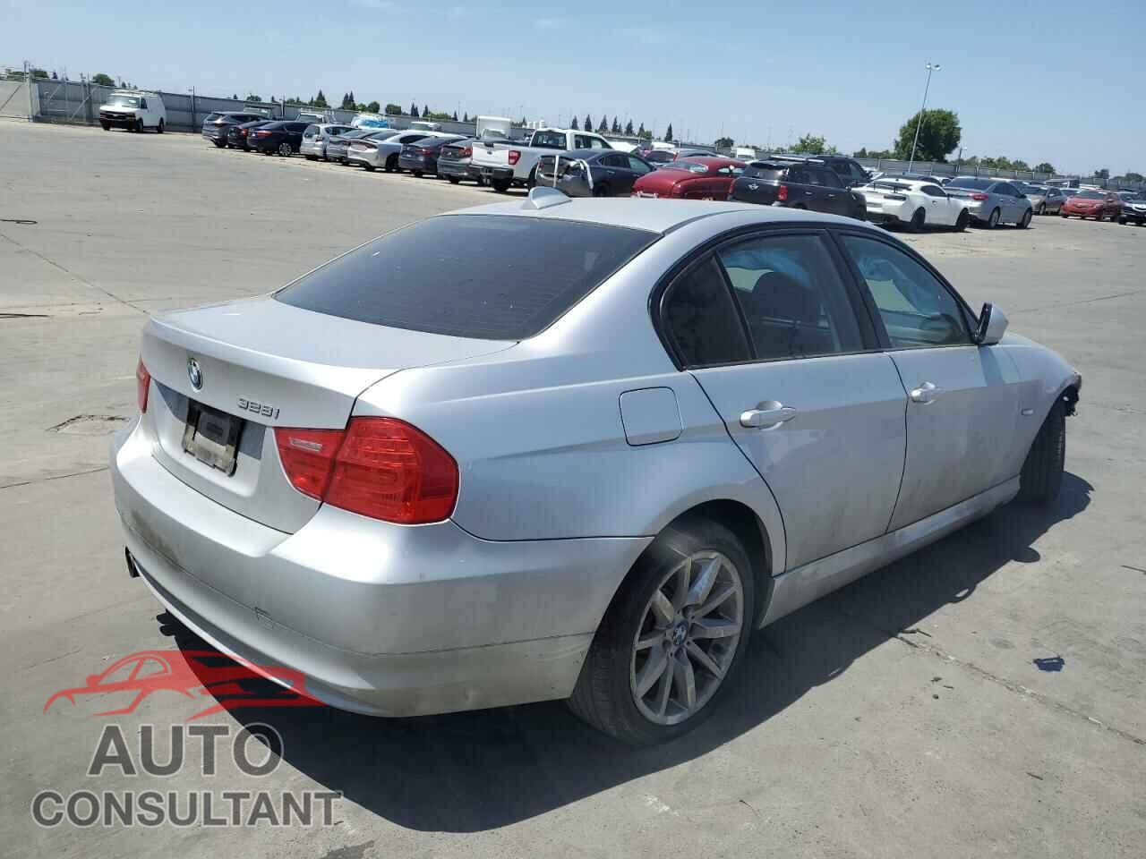 BMW 3 SERIES 2011 - WBAPH5G59BNM76384