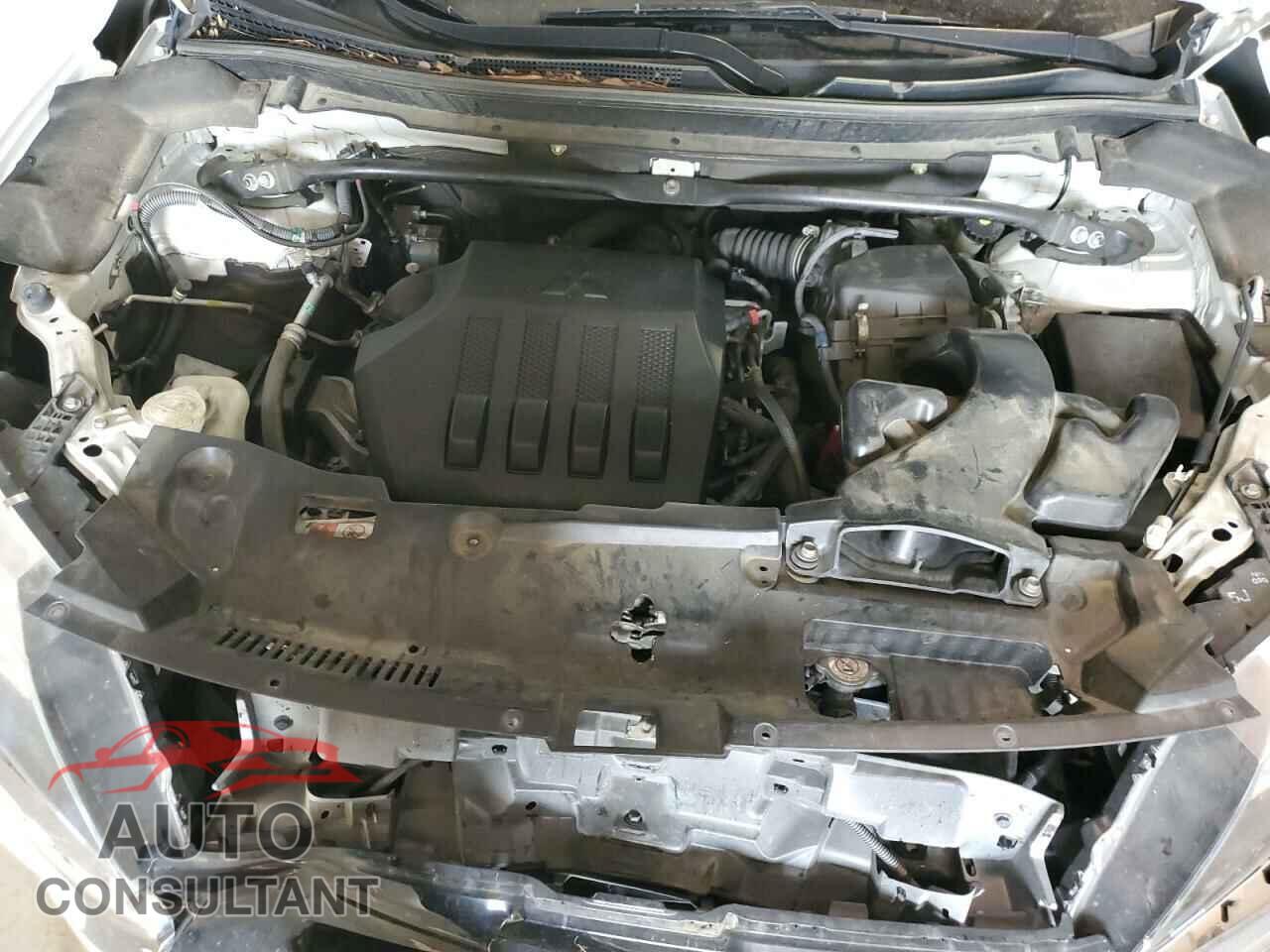 MITSUBISHI ECLIPSE 2019 - JA4AT5AA0KZ013730