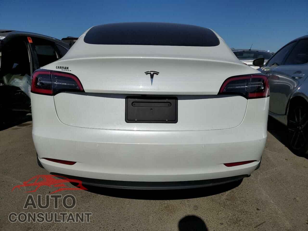 TESLA MODEL 3 2022 - 5YJ3E1EA5NF199996