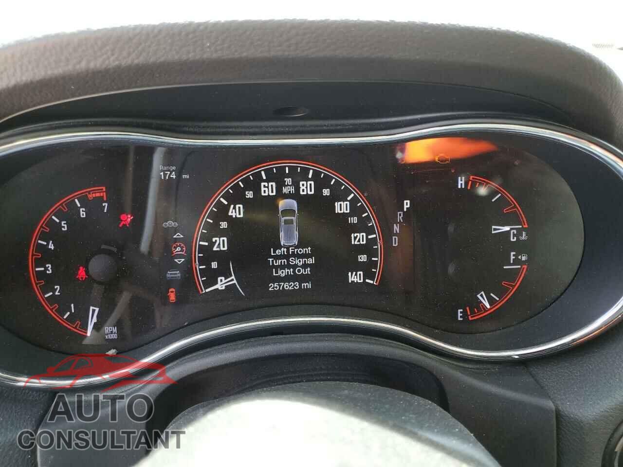 DODGE DURANGO 2018 - 1C4RDJAG4JC243159