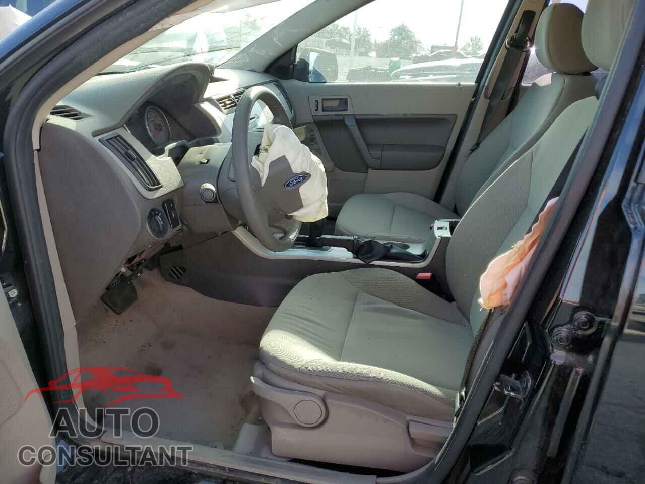 FORD FOCUS 2011 - 1FAHP3ENXBW100911