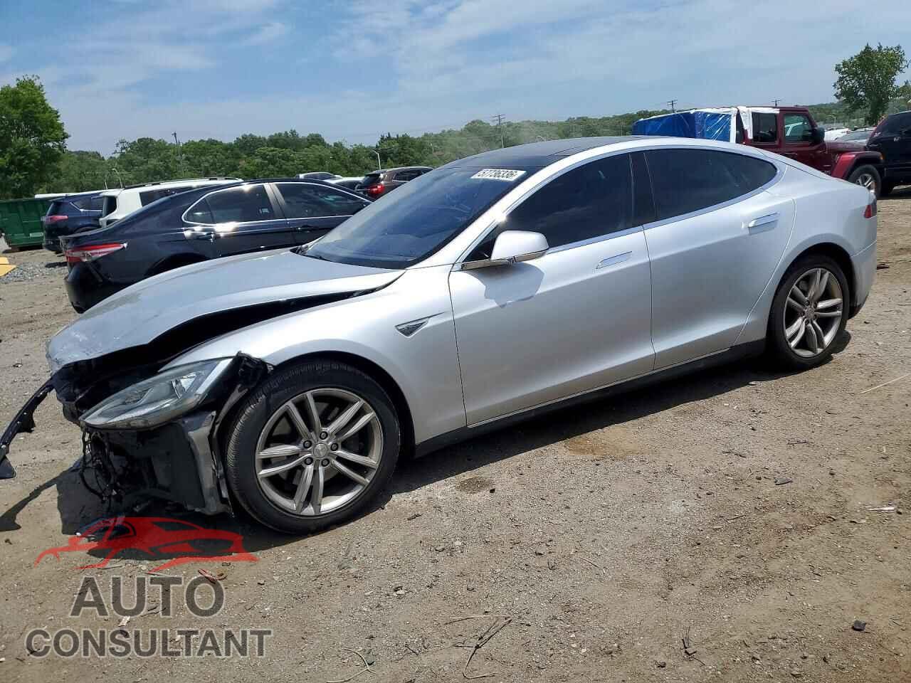 TESLA MODEL S 2014 - 5YJSA1H10EFP53321