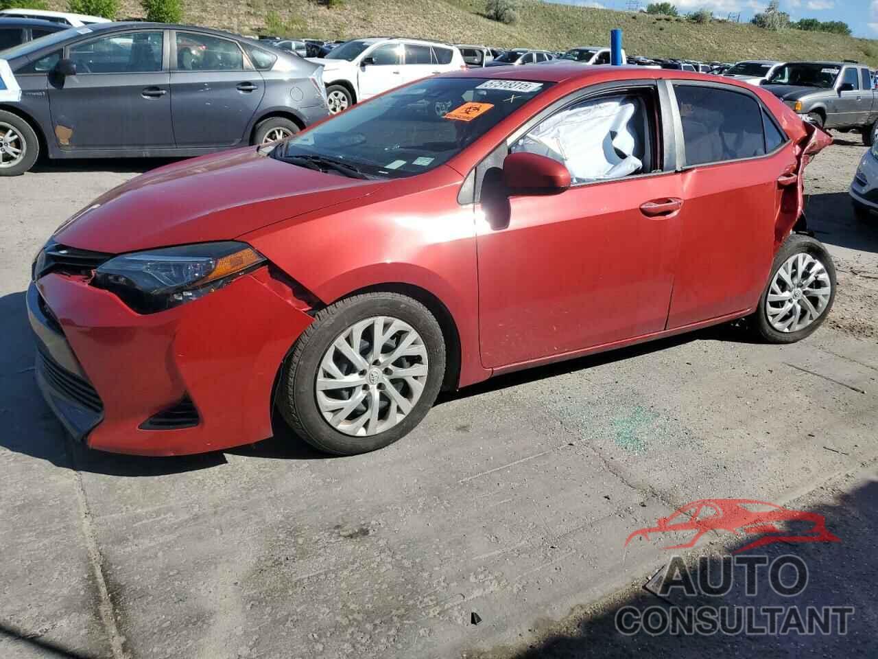 TOYOTA COROLLA 2018 - 5YFBURHE6JP745991
