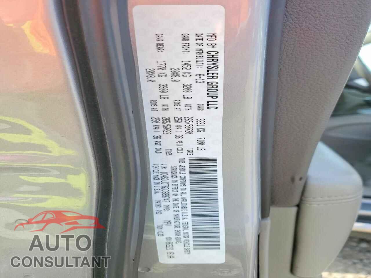 DODGE DURANGO 2013 - 1C4SDJDT6DC689747