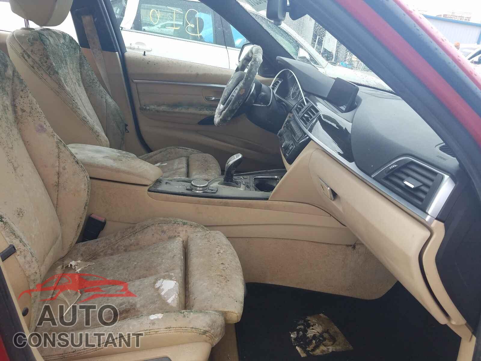 BMW 3 SERIES 2016 - WBA8E9G51GNU29359