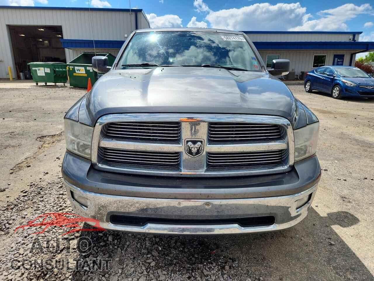 DODGE RAM 1500 2012 - 1C6RD7LT5CS203976