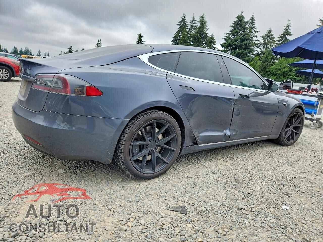 TESLA MODEL S 2017 - 5YJSA1E13HF184540