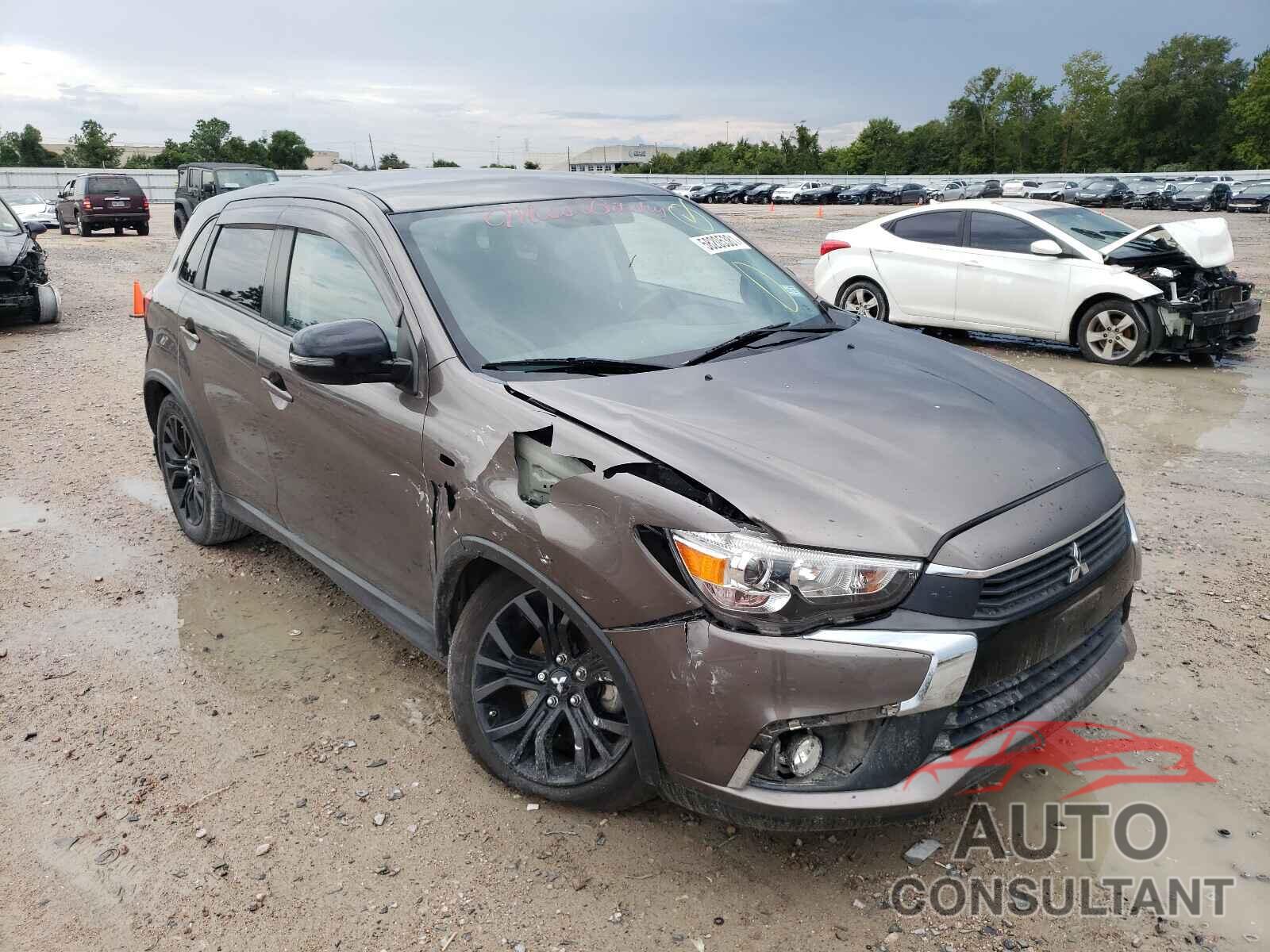 MITSUBISHI OUTLANDER 2017 - JA4AP3AU8HZ047426